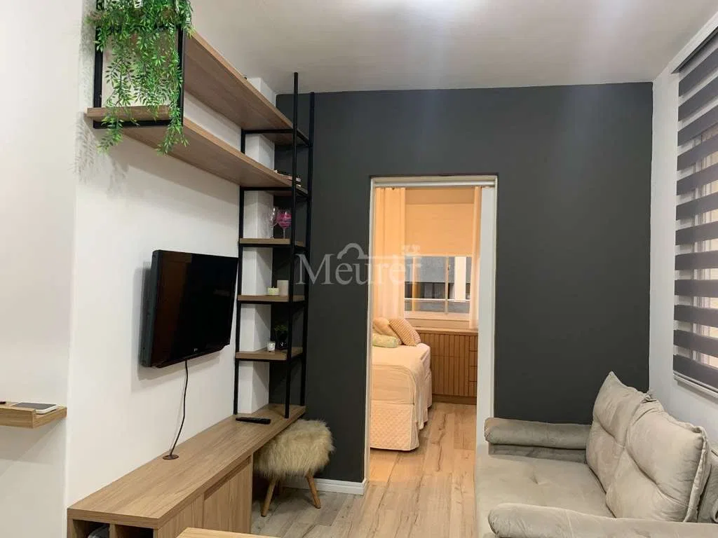 Furnished apartment, 27 m², with wood or laminate floors — photo 9