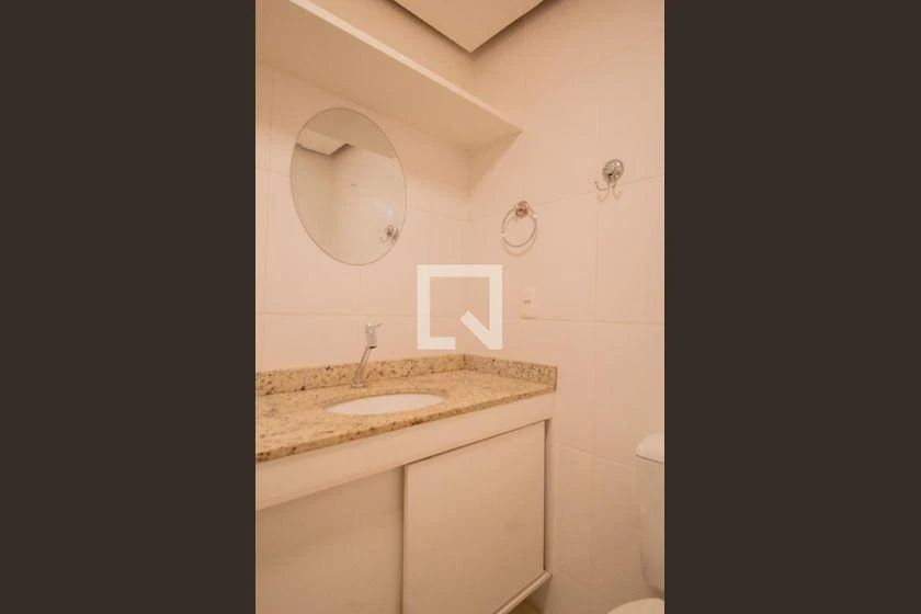 Apartment, 92 m², with a glass-enclosed balcony — photo 34