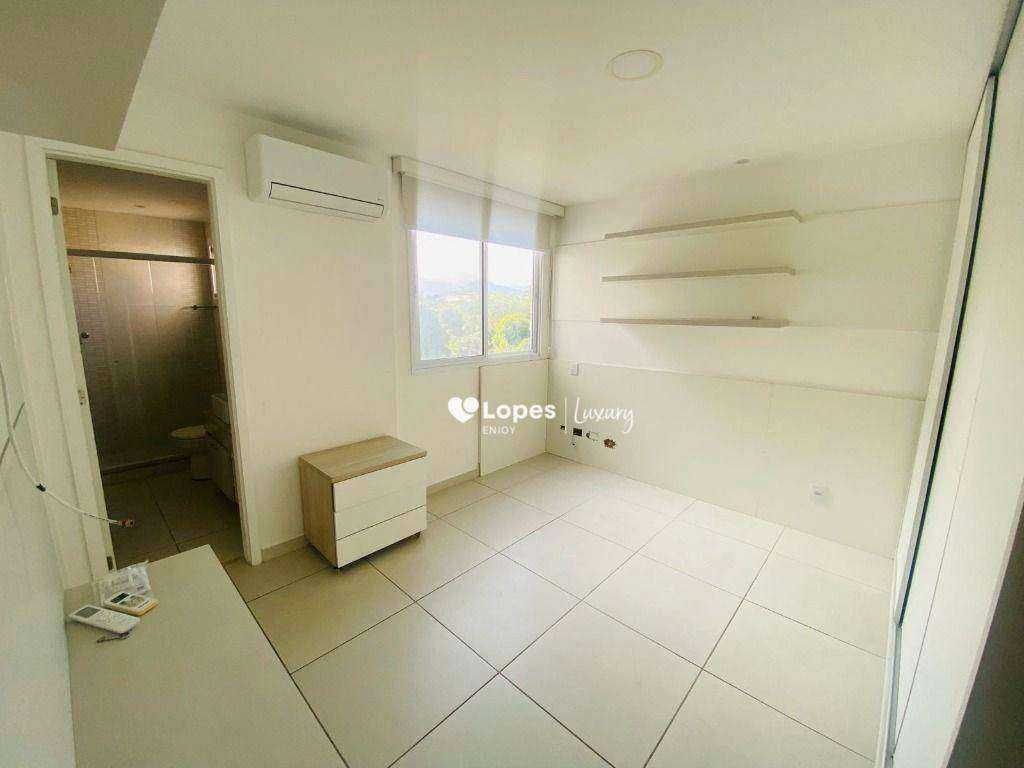 Furnished apartment with 4 bedrooms and mountain views — photo 27
