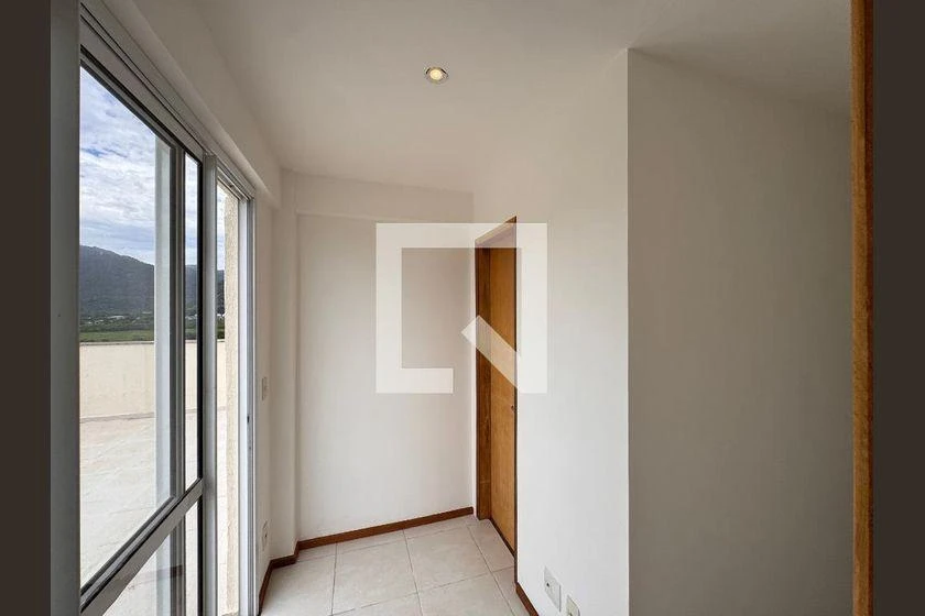 4 quartos e vista para as montanhas: apartamento de 195 m² — photo 36