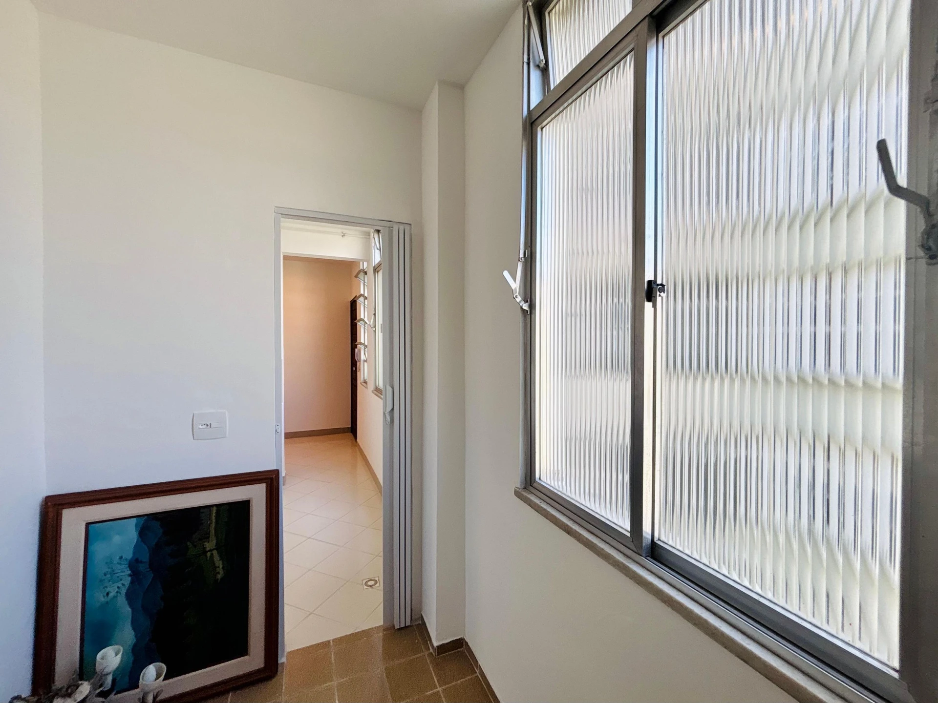 3-bedroom apartment with a mountain view — photo 37