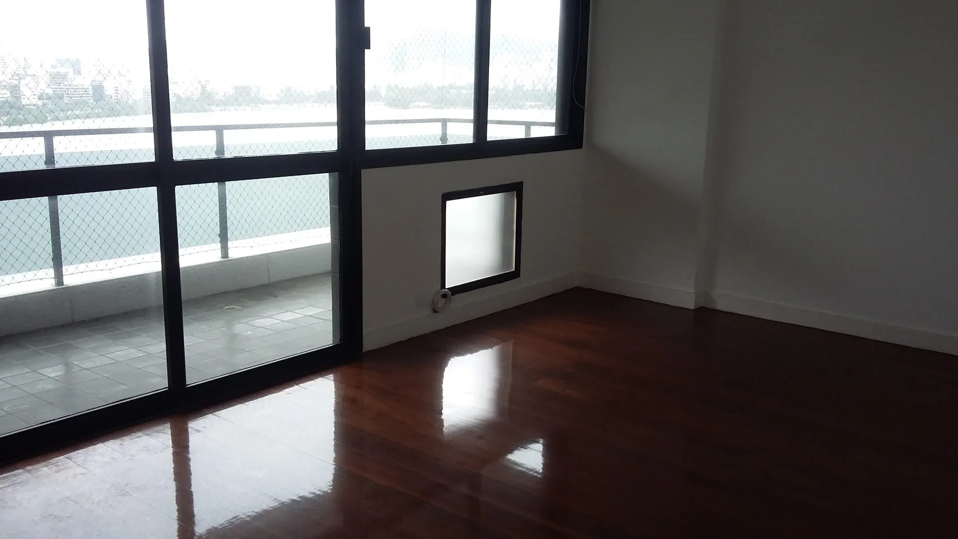 Apartamento de 400 m² com 4 quartos e 5 banheiros — photo 7