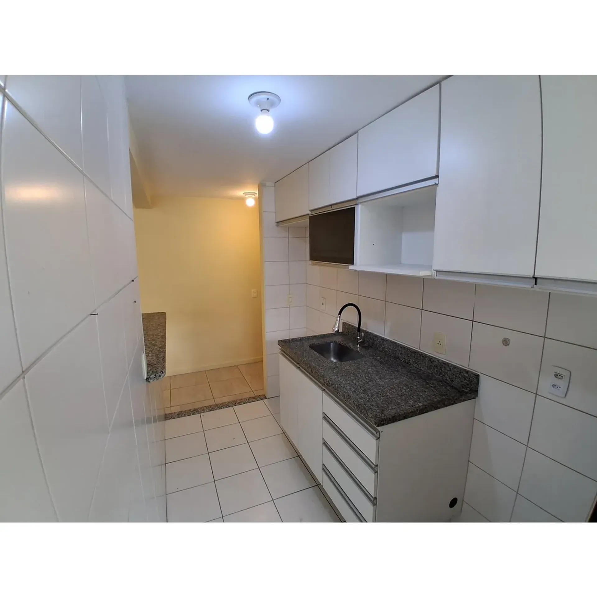 Квартира 73 м² з 2 спальнями та 9 поверхом, балкон — photo 18