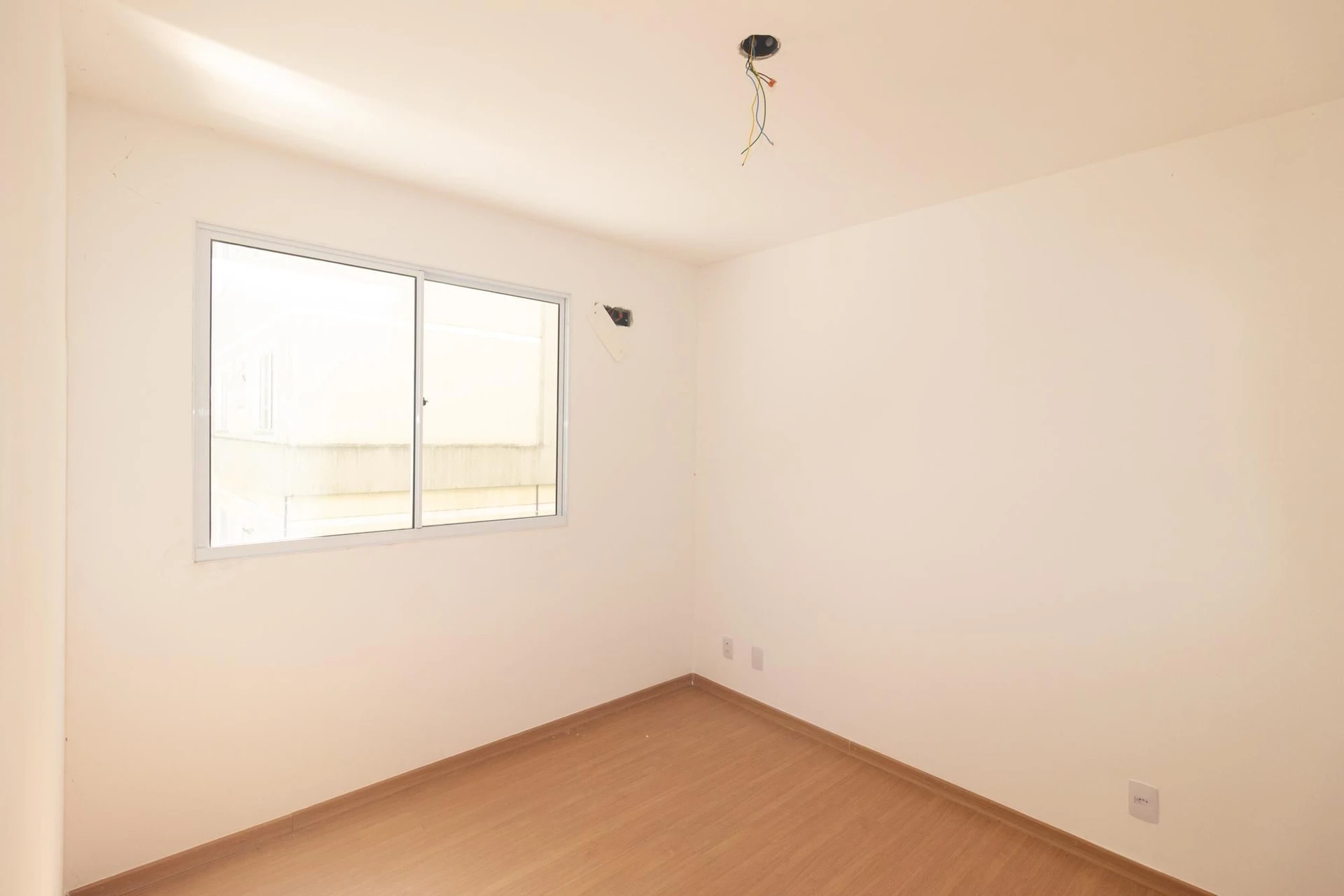 Furnished apartment with 2 bedrooms and 1 parking spot — photo 12