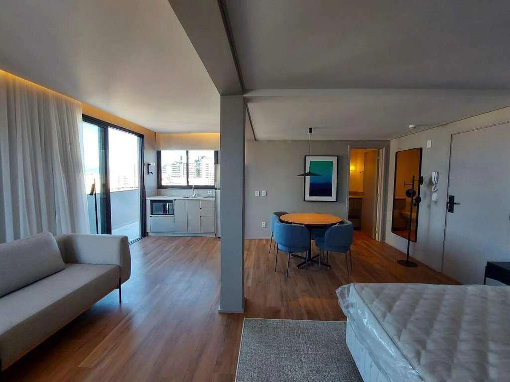 Apartamento de 1 quarto com 80 m² e churrasqueira privativa — photo 2