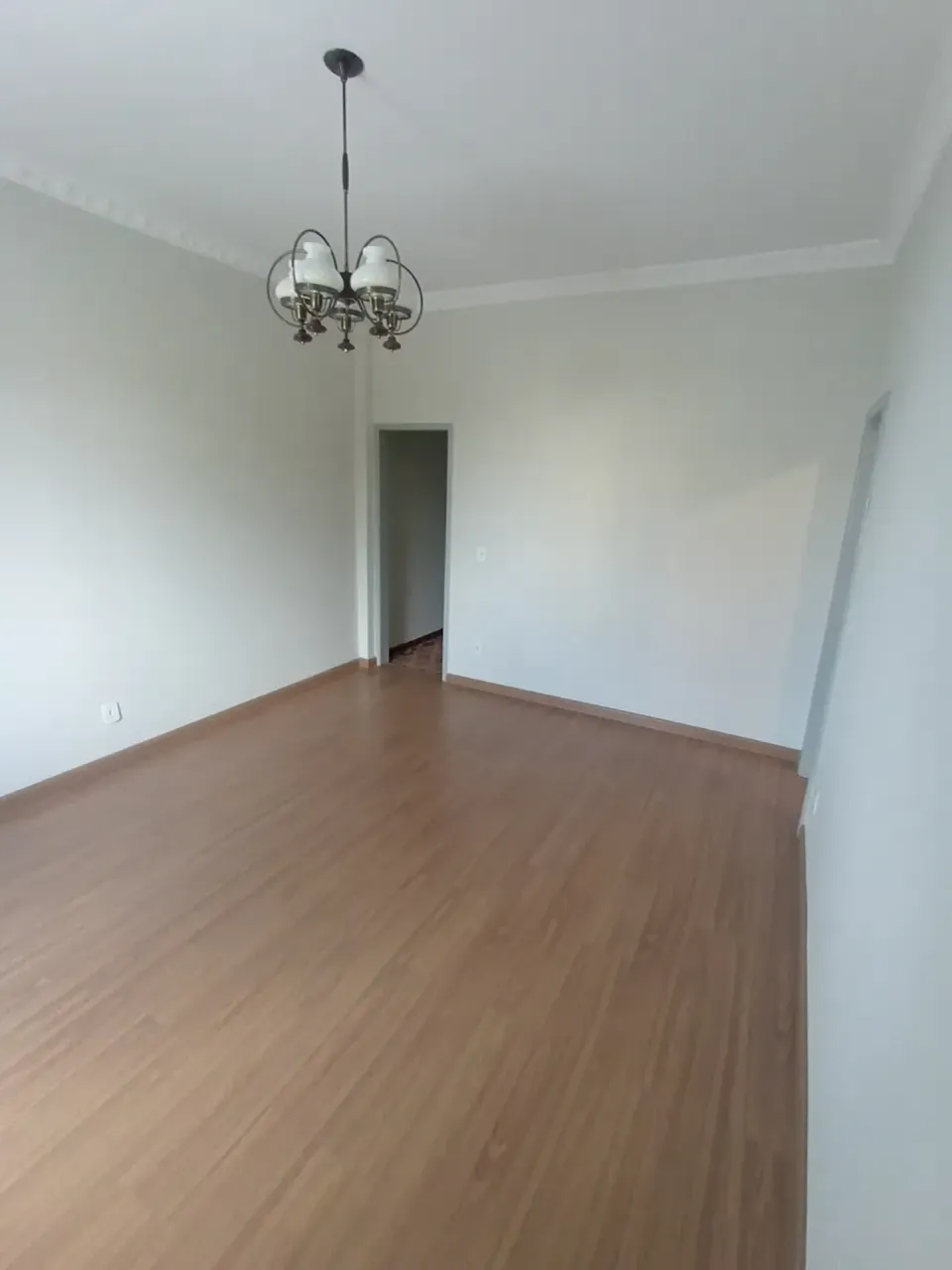 Unfurnished 89 m² apartment with 2 bedrooms and 2 bathrooms — photo 2