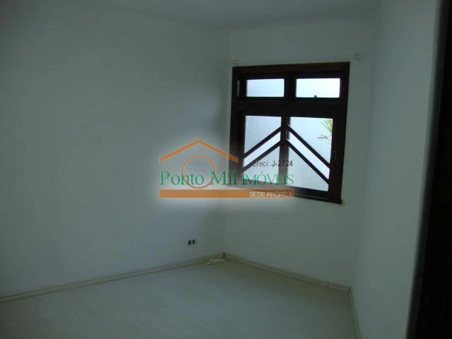 Будинок на 4 спальні з 3 суїтами 270 м² без паркування — photo 48