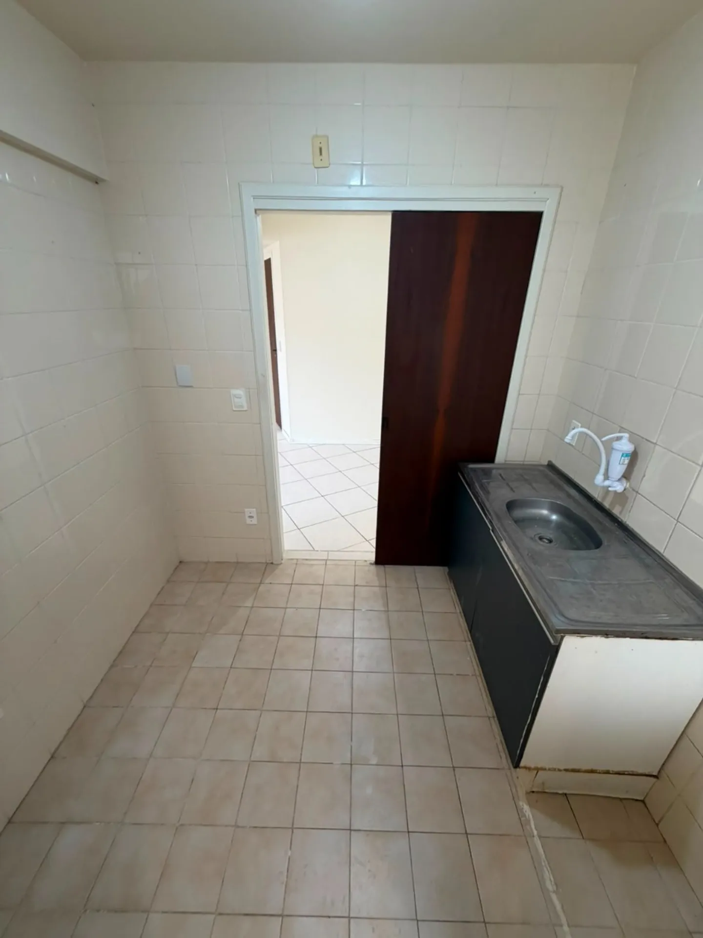 Studio with 1 bedroom and 1 bathroom, no parking — photo 6