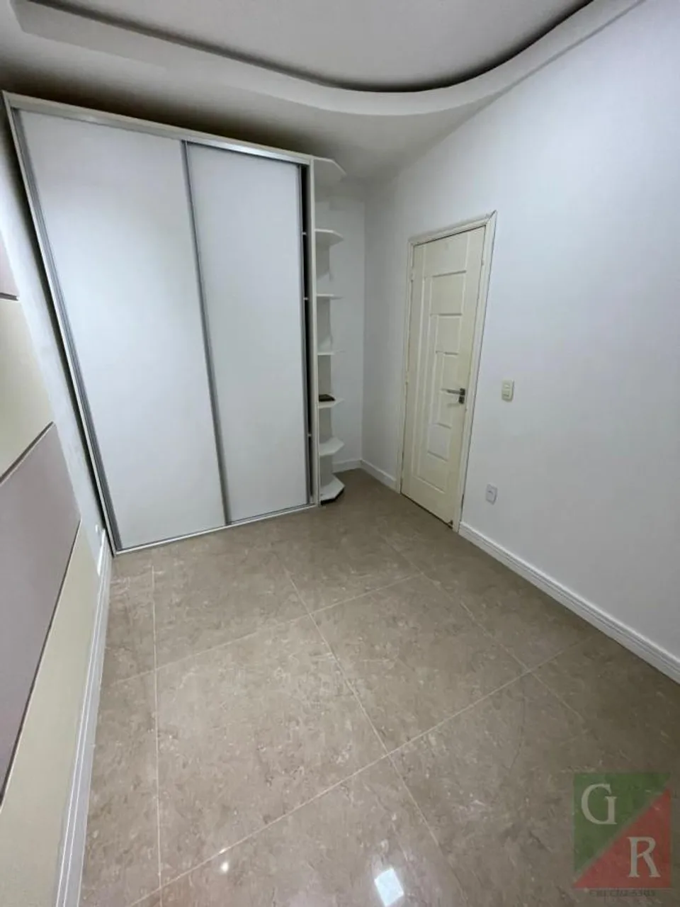 Apartment with 2 bedrooms and 1 bathroom no parking — photo 4
