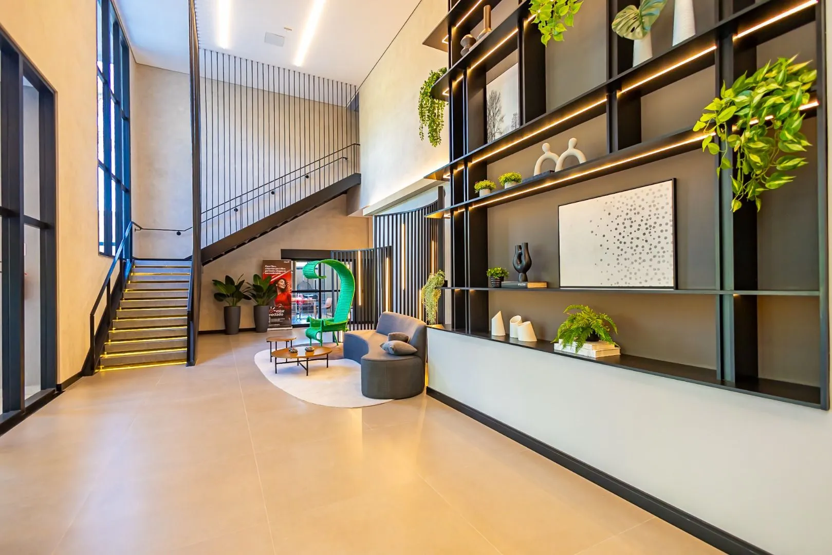 Furnished apartment, 78 m², with a glass-enclosed balcony — photo 20