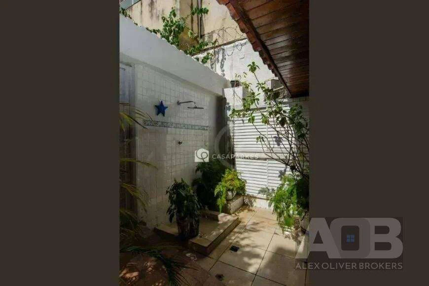 Furnished 3-suite house with 250 m² and 5 baths — photo 9
