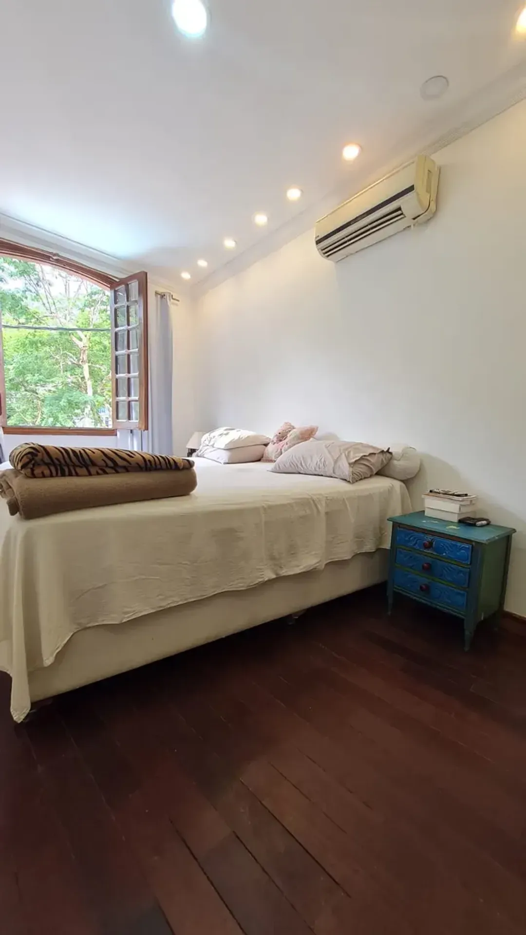 Furnished house 450 m² with 4 bedrooms and 4 bathrooms — photo 29