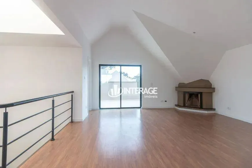 House with 5 bedrooms and 6 bathrooms, 145 m² — photo 24