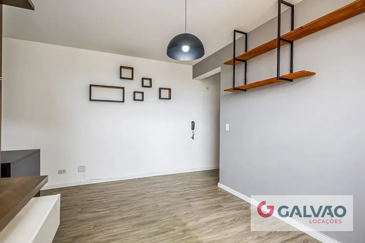 2-bedroom apartment with 1 parking space in gated community — photo 12