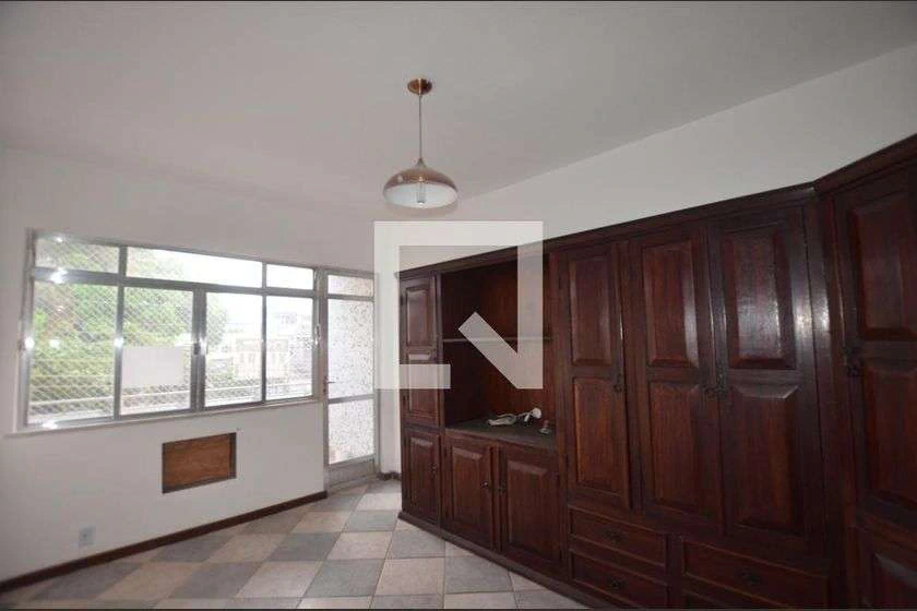 2-bedroom, 2-bath apartment with 87 m² and a balcony — photo 17
