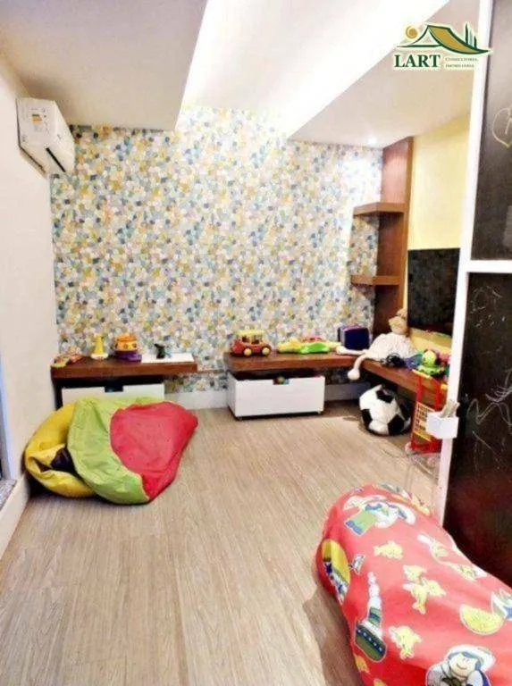 Apartamento sem mobília com 4 dormitórios e varanda — photo 33