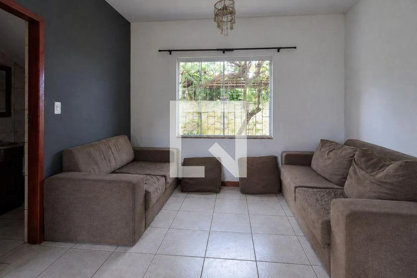 Furnished house, 270 m², with a grill on the balcony