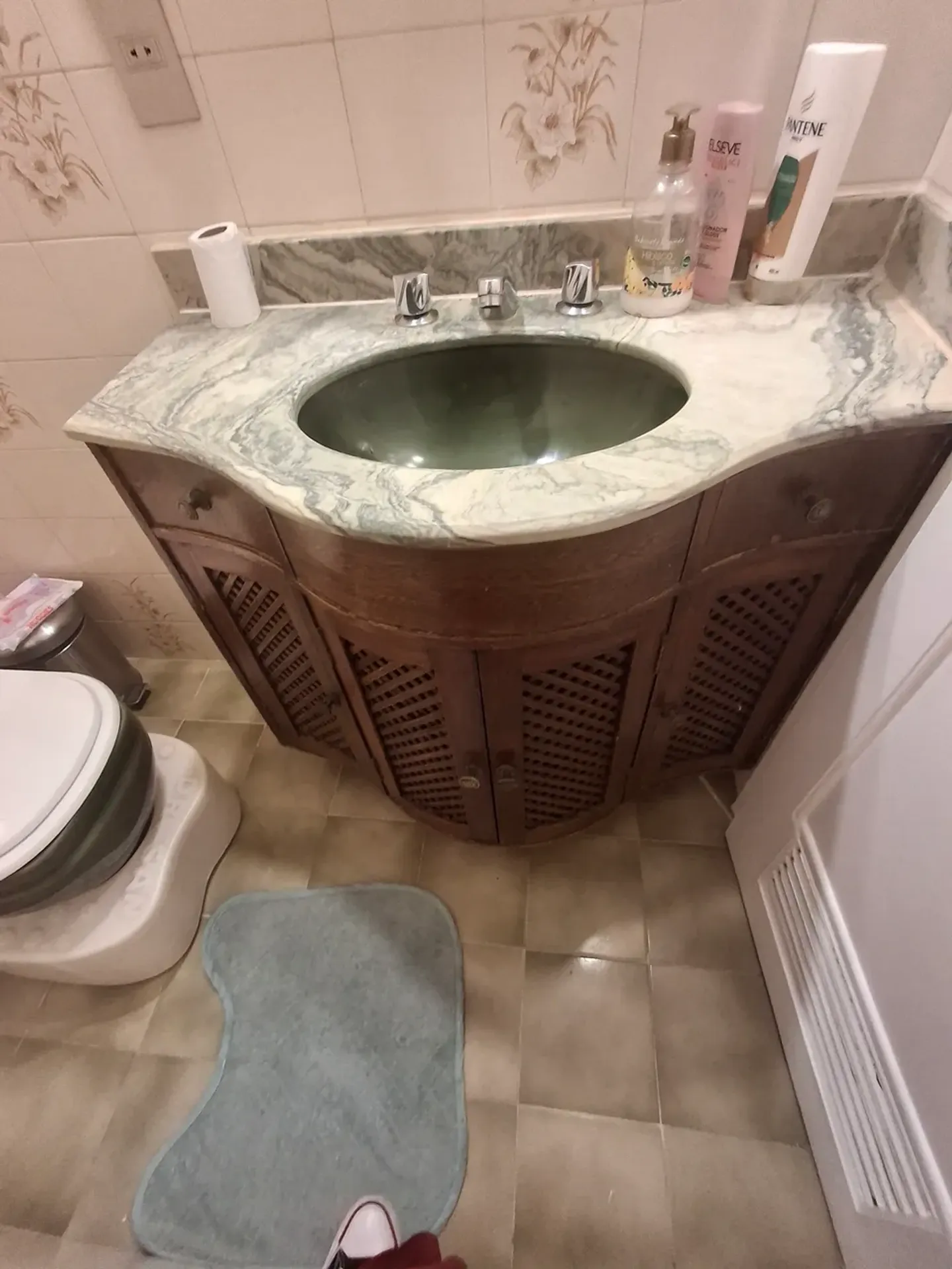 Rental apartment with 3 bedrooms and 3 bathrooms — photo 22