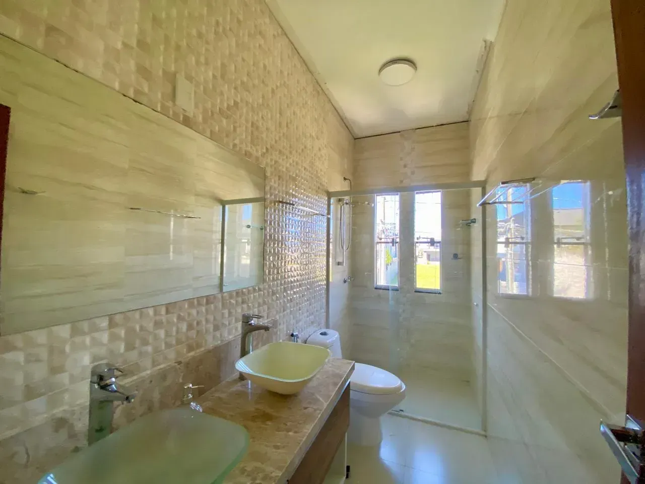 Washing machine in a 4-bedroom house, 223 m² — photo 18