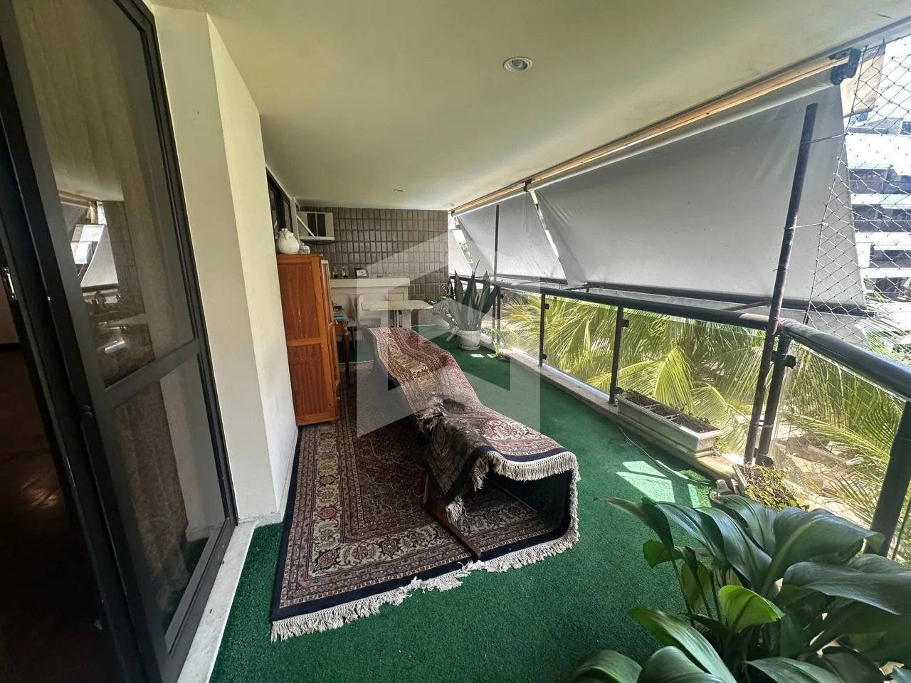 Furnished apartment, 252 m², with a walk-in closet — photo 3