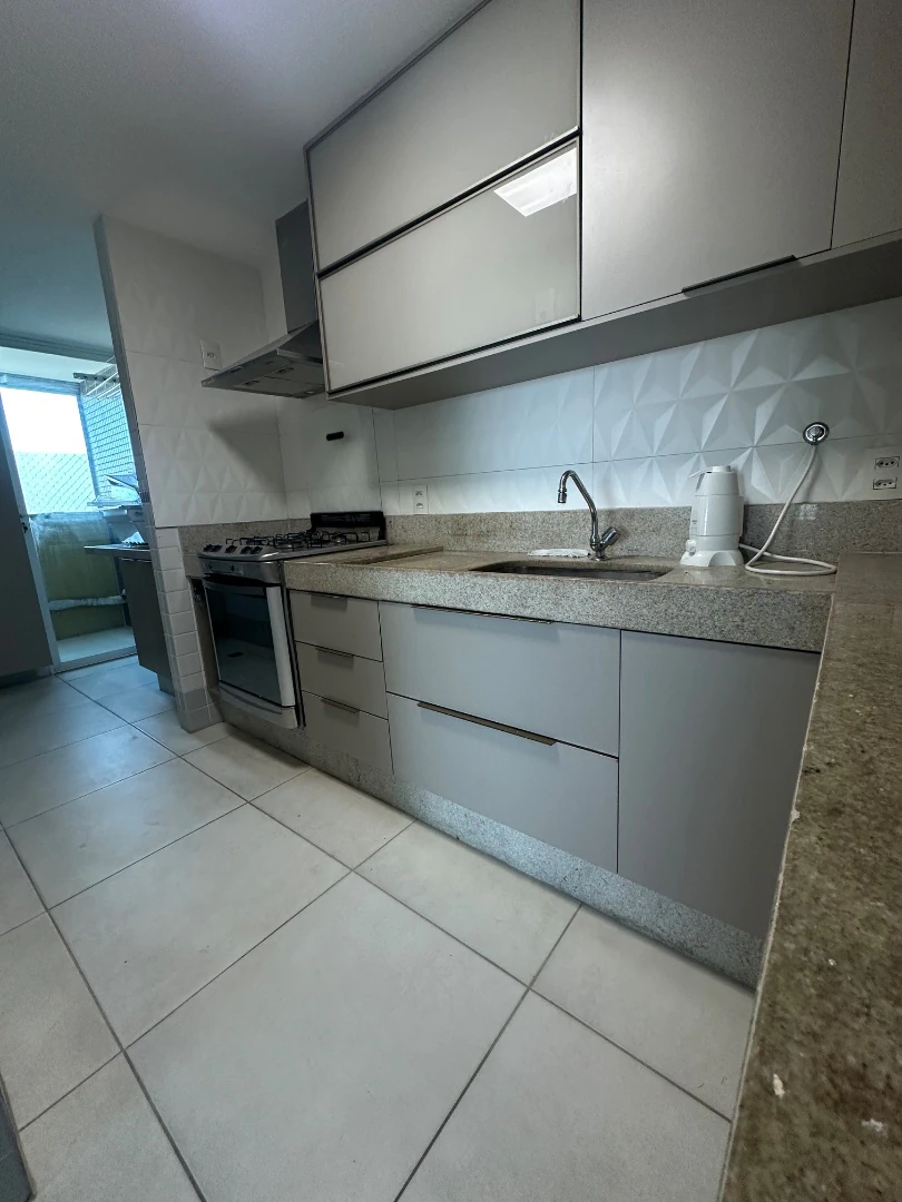Apartment, 94 m², with a glass-enclosed balcony — photo 26