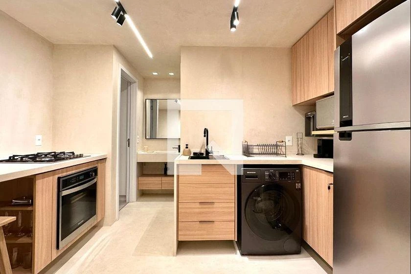 Furnished apartment, 42 m², with a home office — photo 12