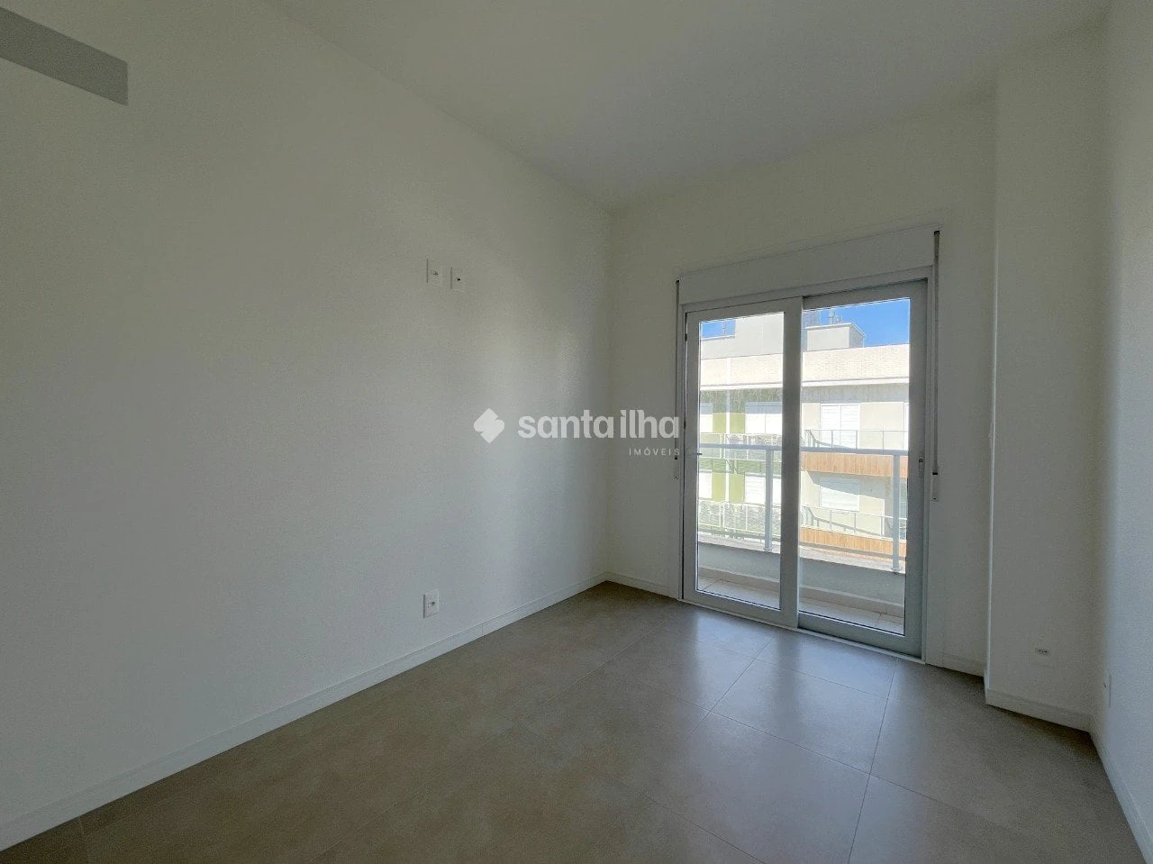 Квартира 170 м² з видом на воду та балконом із грилем — photo 24