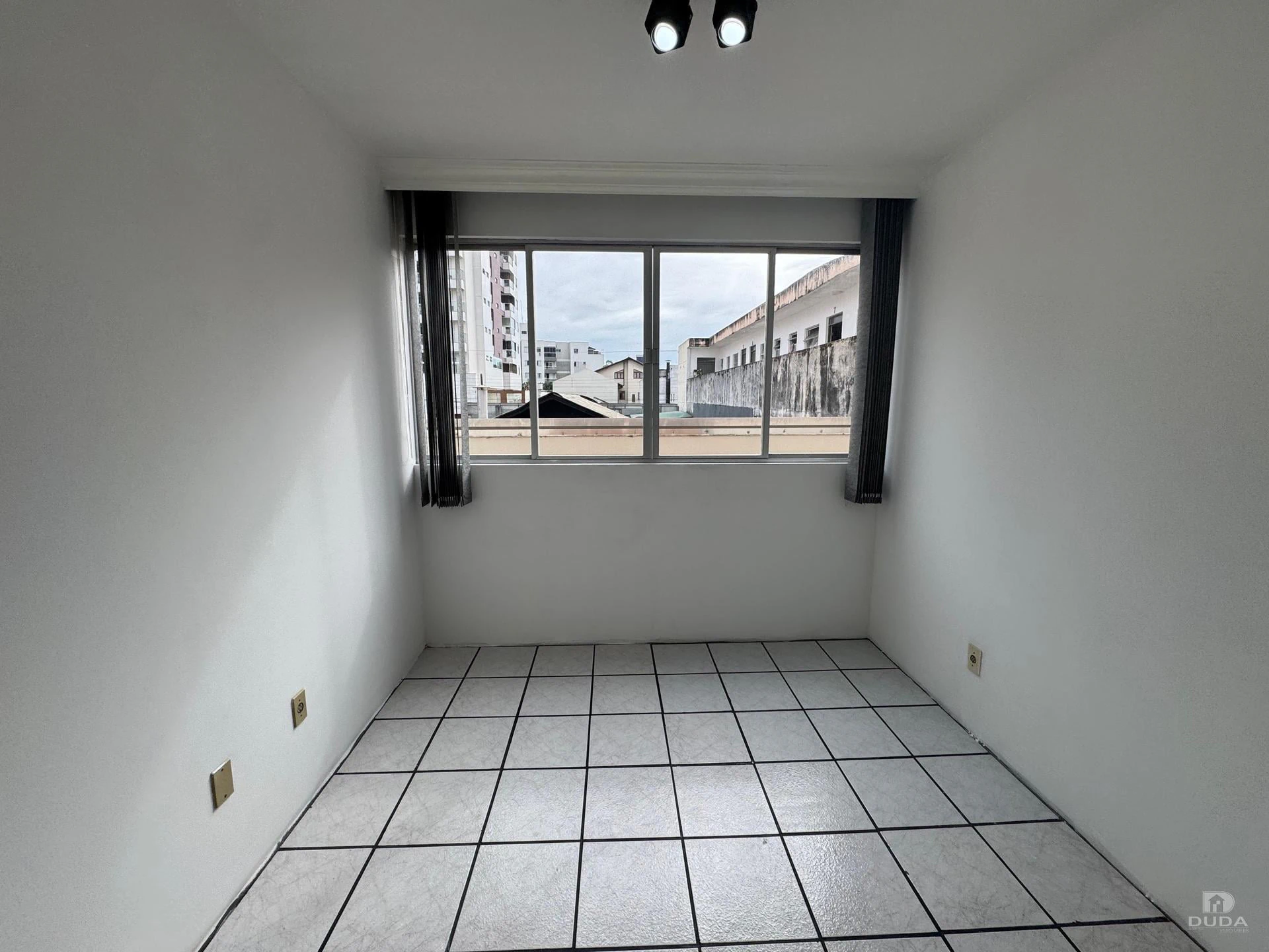 3-bedroom apartment, 1 with its own bathroom, 72 m² — photo 19