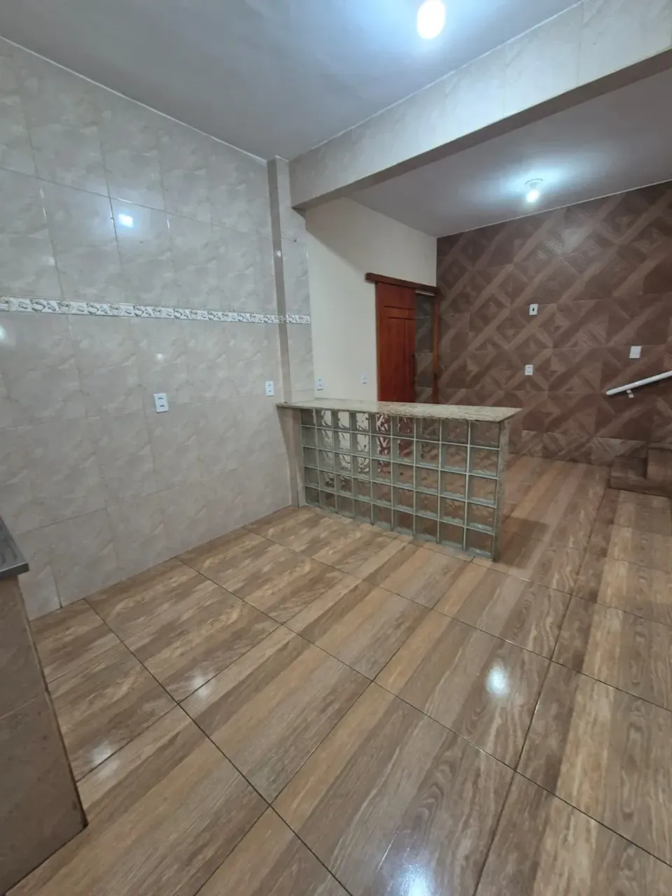 Casa com 1 quarto e 3 banheiros, cozinha integrada — photo 17