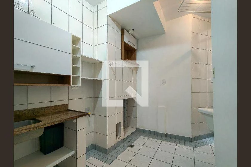 Home office in a 2-bedroom apartment, 68 m² — photo 9