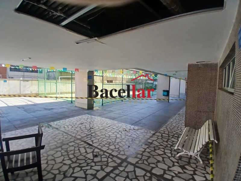 Top-floor apartment with 2 bedrooms and 2 baths, 122 m² — photo 20