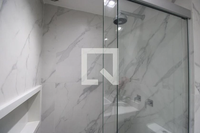 2-bedroom apartment in a building with a gym — photo 49