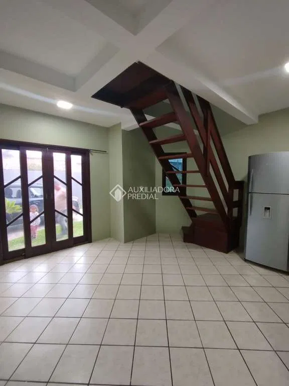 House with 2 bedrooms, 4 bathrooms and 6 parking spots — photo 3