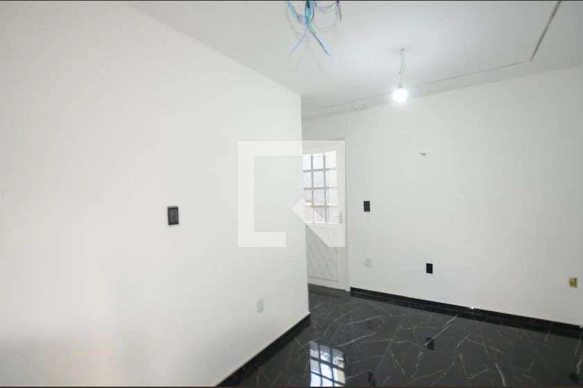 1-bedroom apartment with enclosed kitchen and garden — photo 23