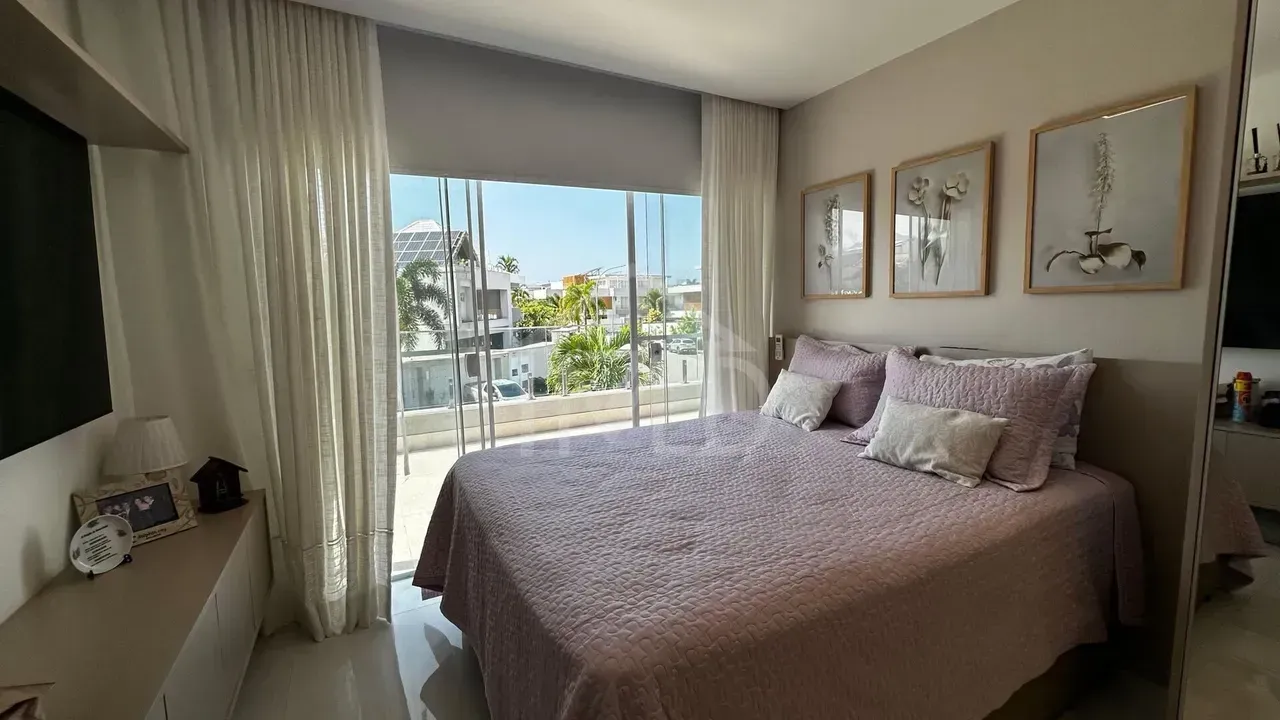 Furnished house with 4 bedrooms and 5 baths, 400 m² — photo 2