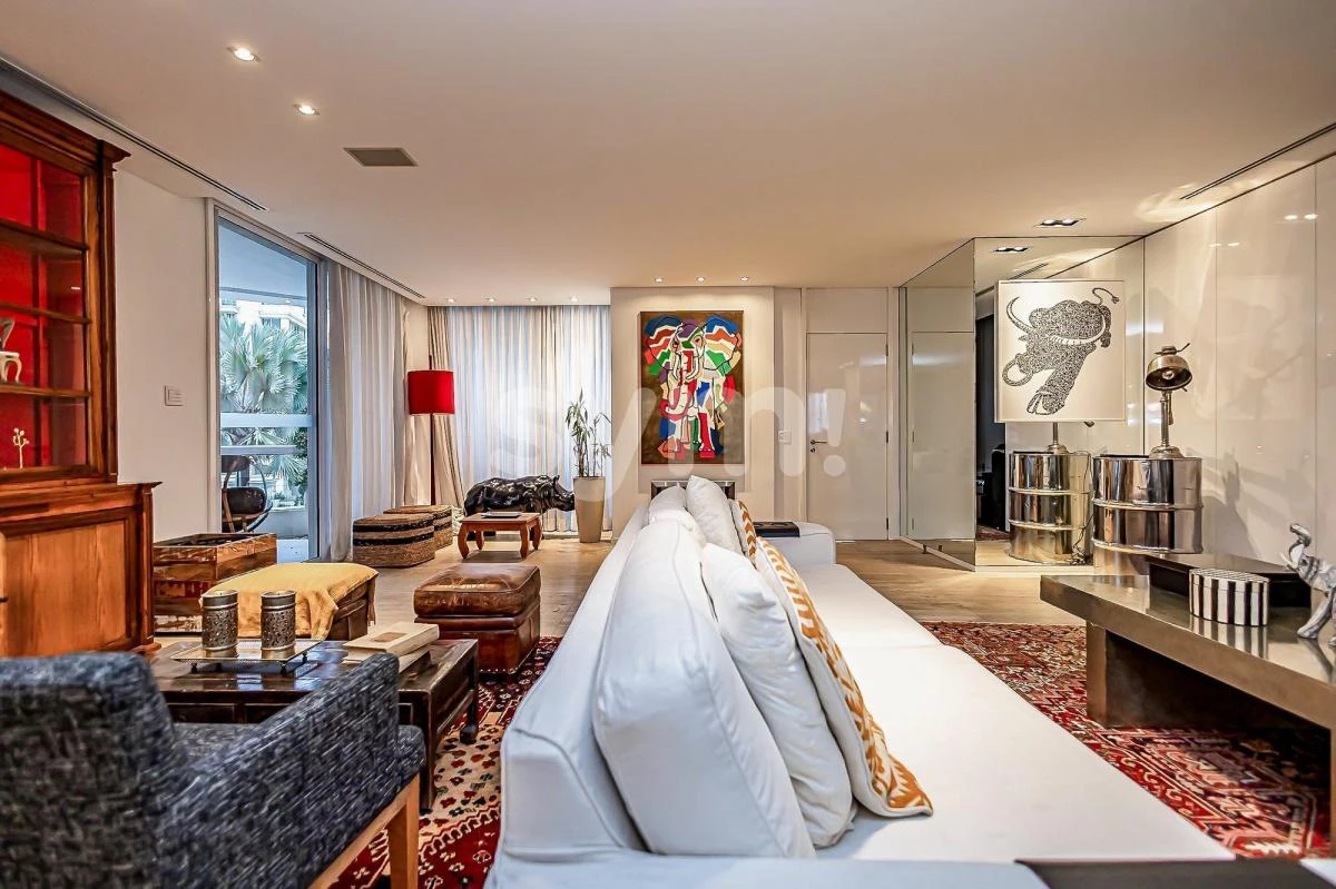 392 m² furnished apartment with 3 bedrooms and 5 baths — photo 16