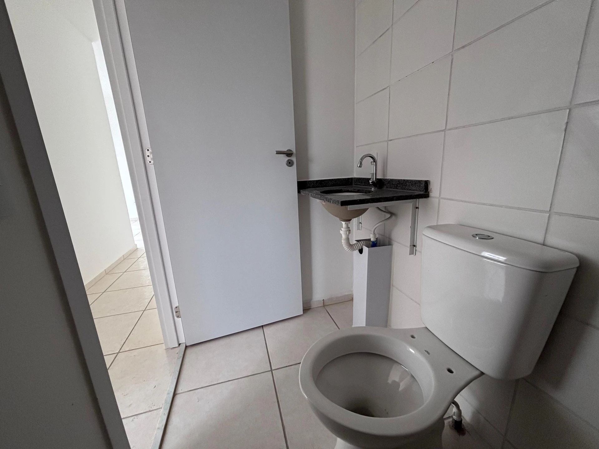 Квартира з 2 кімнатами, власною ванною і балконом — photo 30