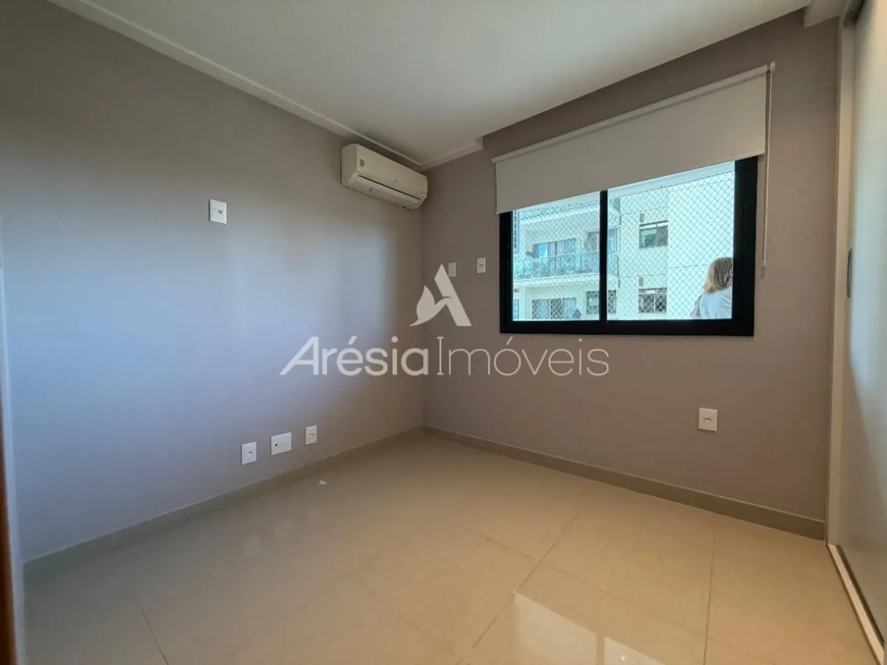 2-bedroom apartment with open-plan gas kitchen — photo 13