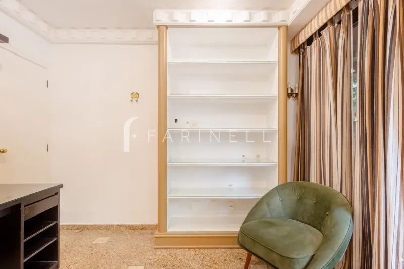 Apartamento de 2 quartos com varanda fechada — photo 7
