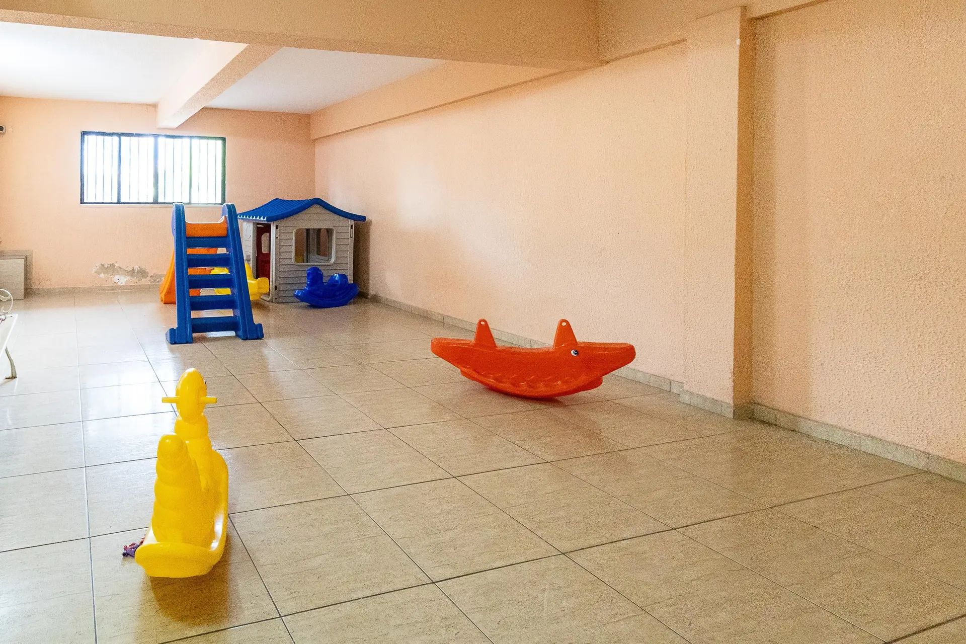 Casa sem mobília com 3 quartos e animais permitidos — photo 60