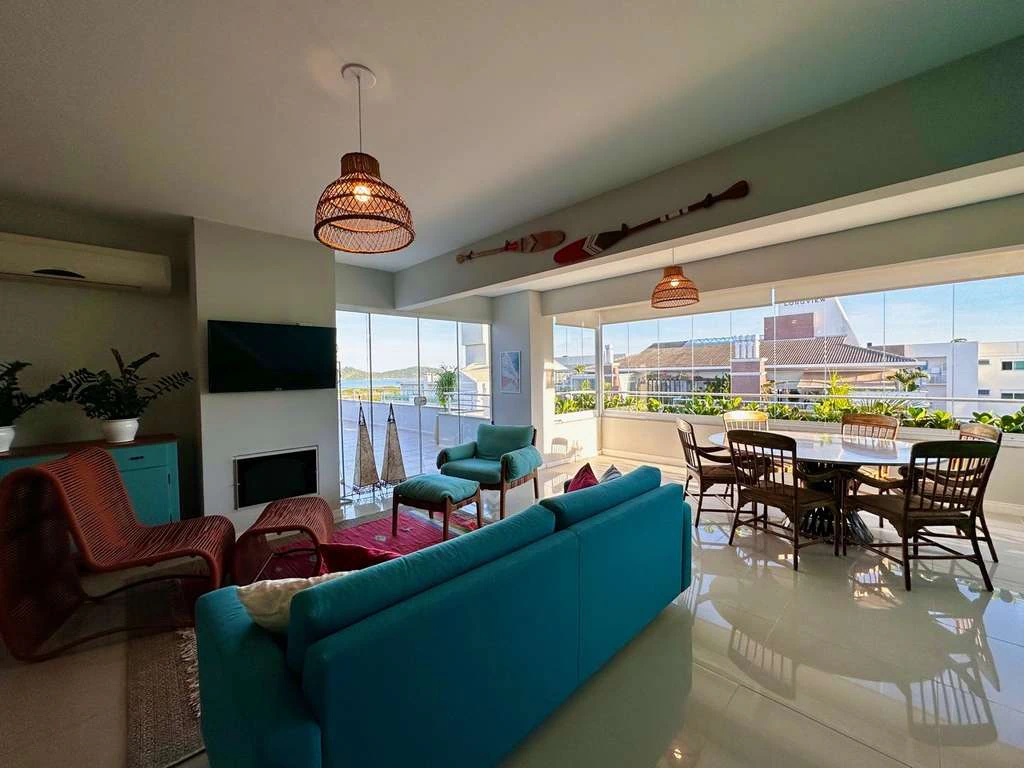 3 en-suite bedroom duplex with open-plan kitchen and 260 m² — photo 4