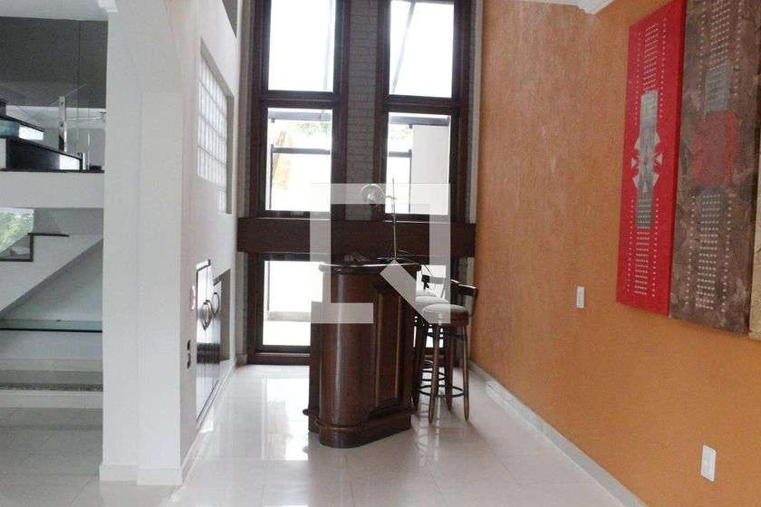 800 m² house with 5 bedrooms and a private-use pool — photo 18