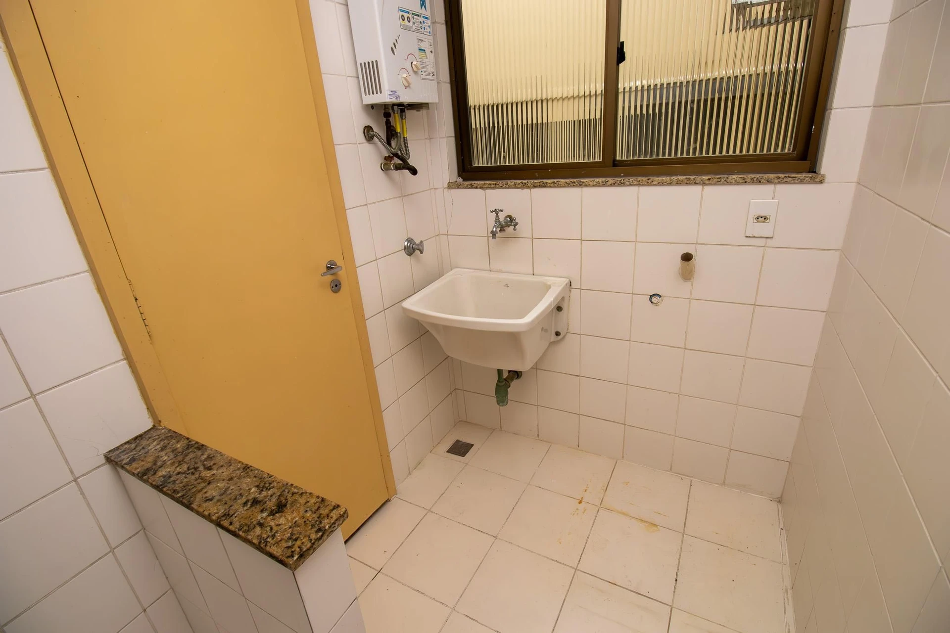 3-bedroom apartment, 1 with its own bathroom, 100 m² — photo 7