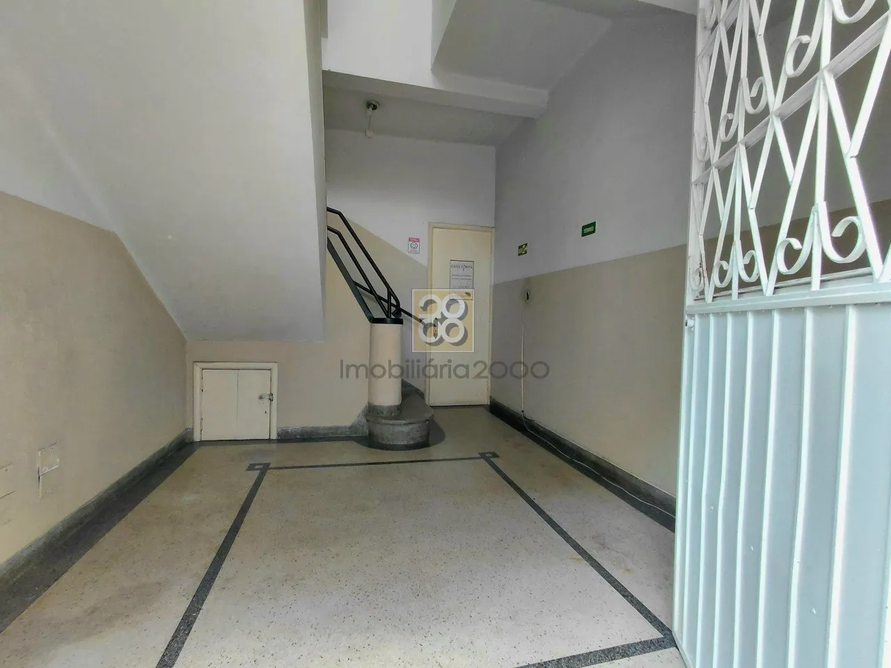 Apartment, 90 m², with wood or laminate floors — photo 18