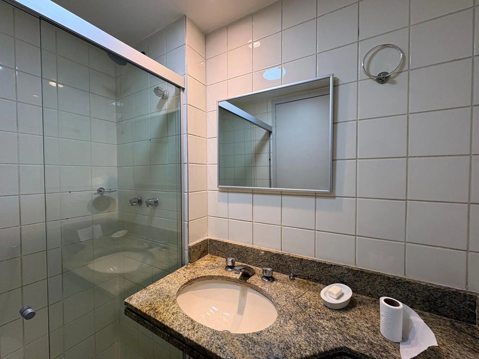 2-bedroom apartment with a glass-enclosed balcony — photo 28