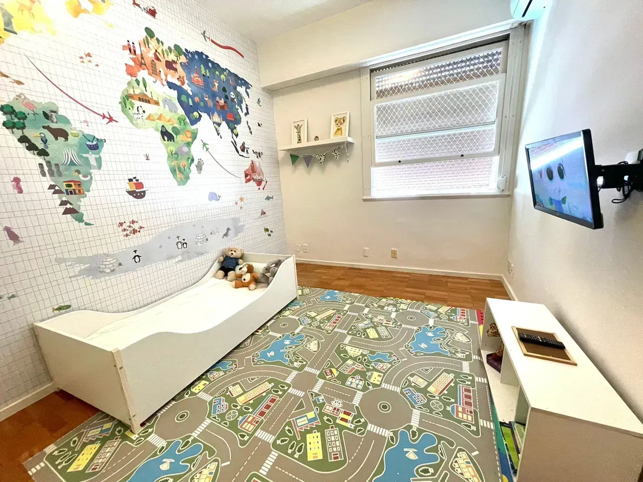 Furnished apartment with 4 bedrooms and closed kitchen — photo 10