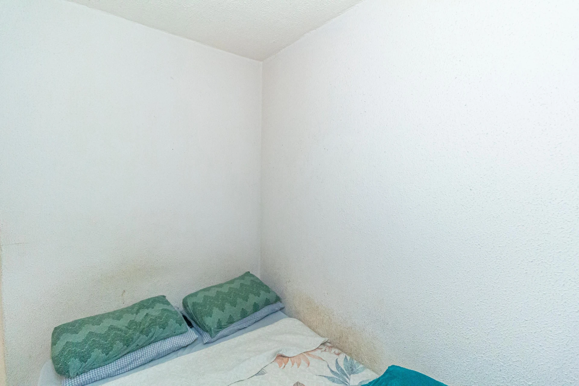 2-bedroom apartment in a building with a sauna — photo 36