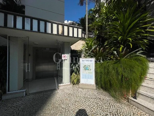 Apartment with 2 bedrooms, 1 bath, and a balcony — photo 3