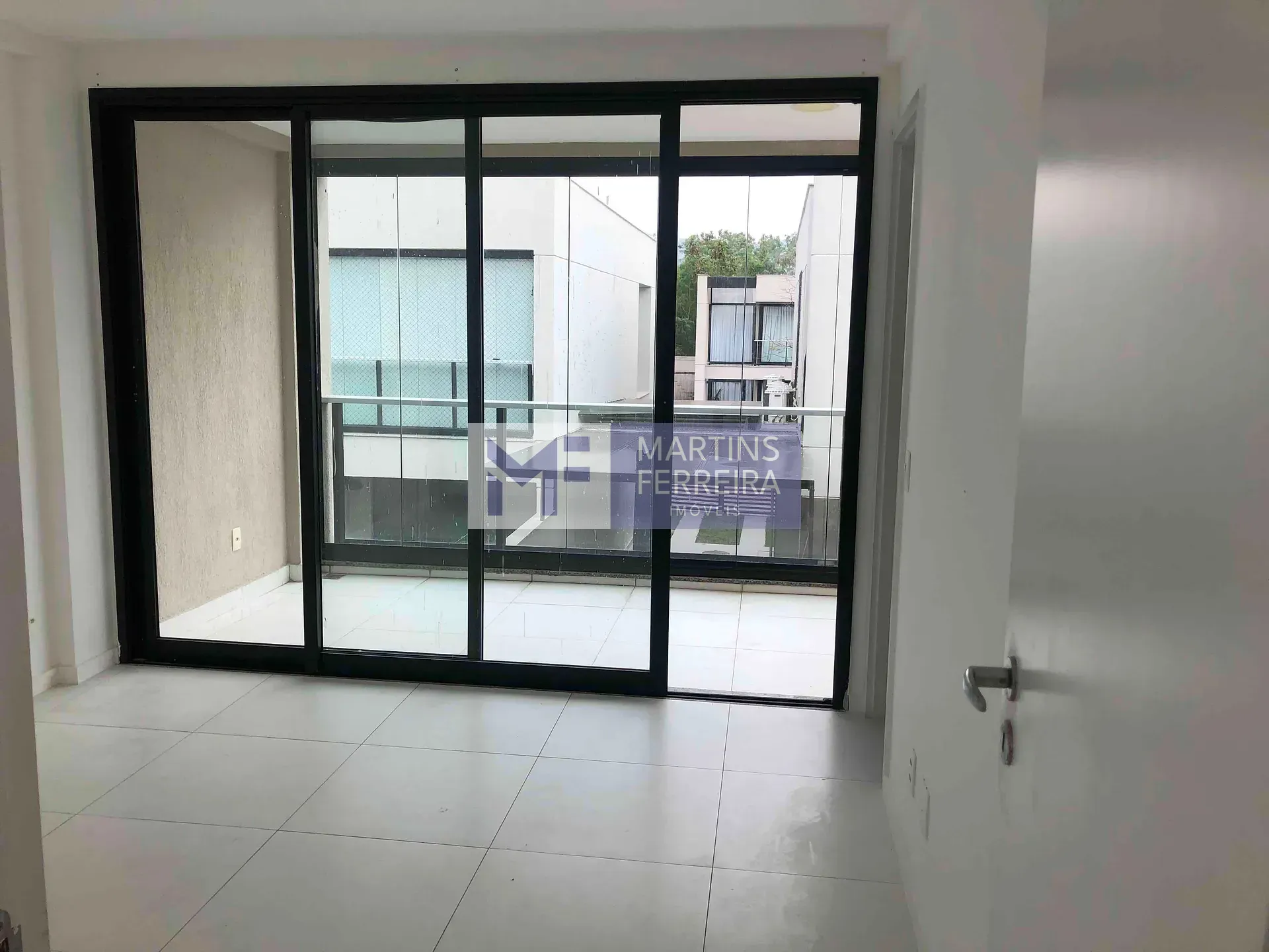 Rental house with 3 bedrooms and 4 bathrooms — photo 30