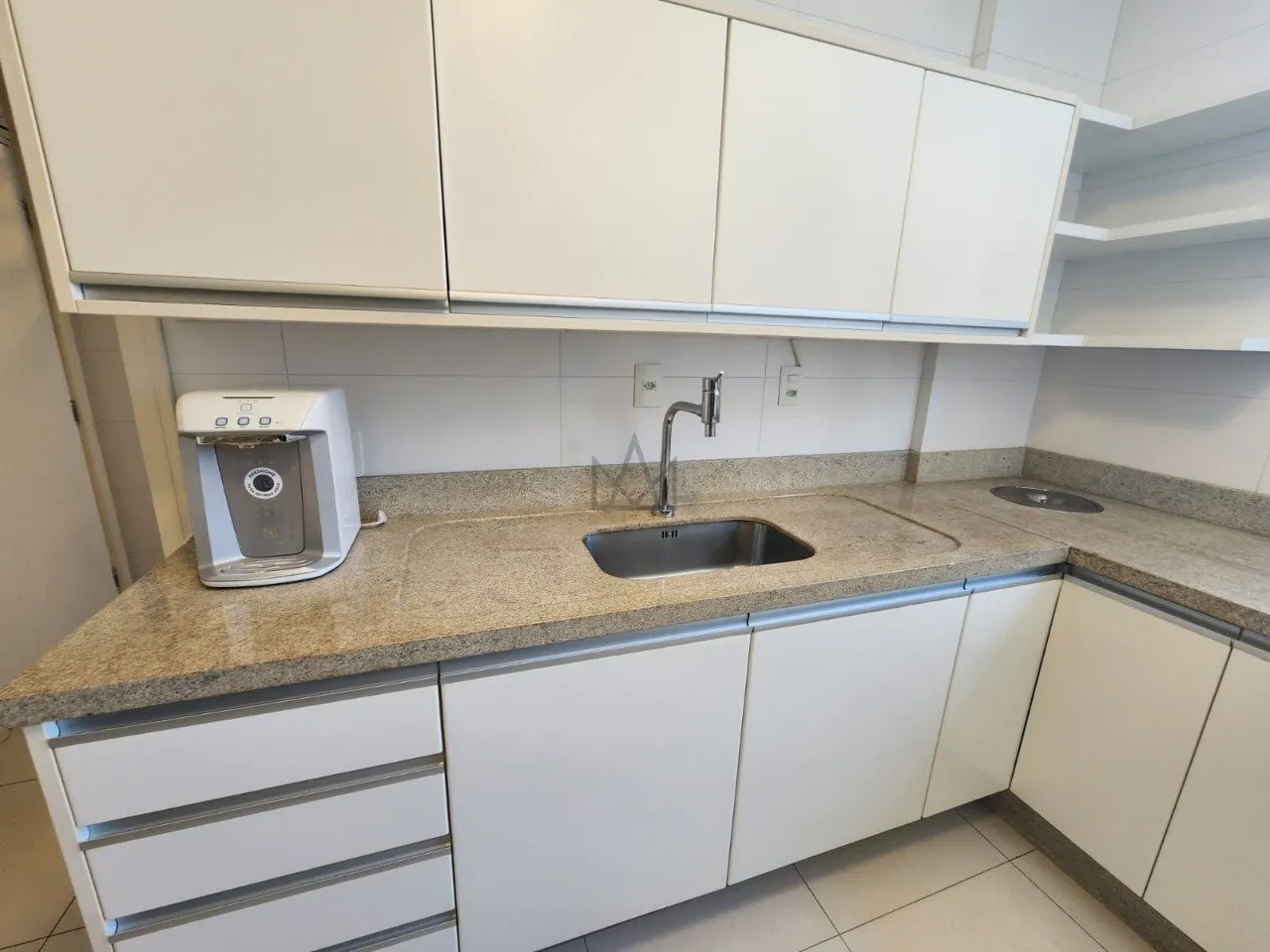 4-bedroom apartment in a building with a gym — photo 47